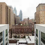 2Br 1Ba Apartment Near Rittenhouse Square Apts