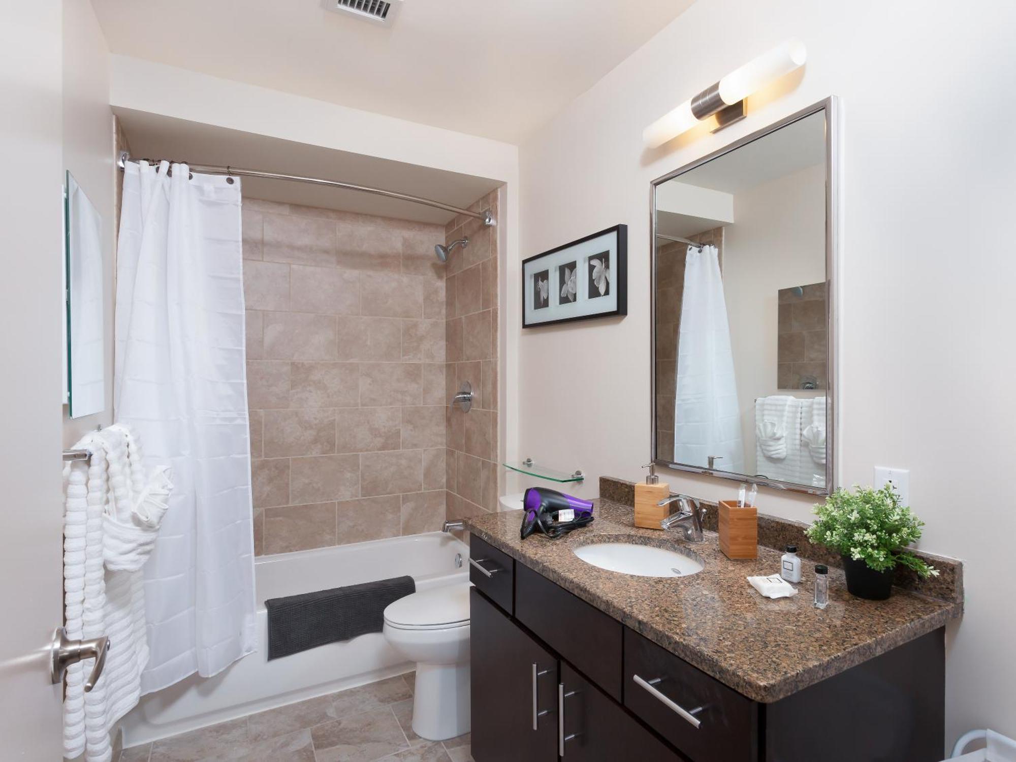 2br 1ba Near Rittenhouse Square Apts *