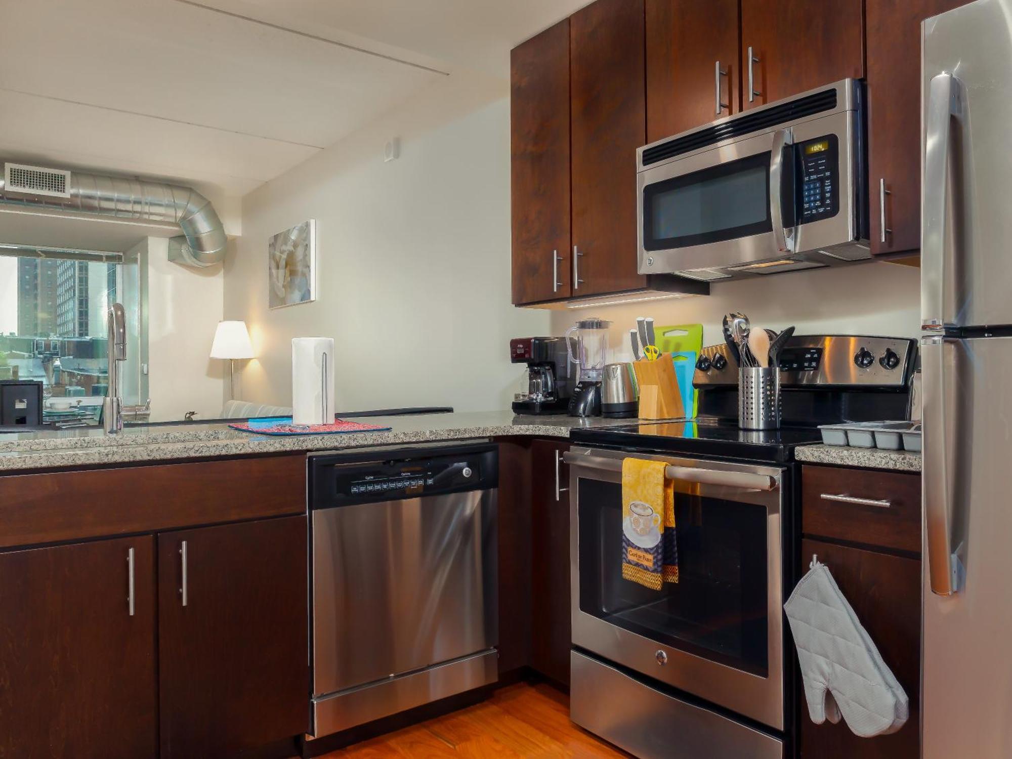 Apartment 2br 1ba Near Rittenhouse Square Apts *