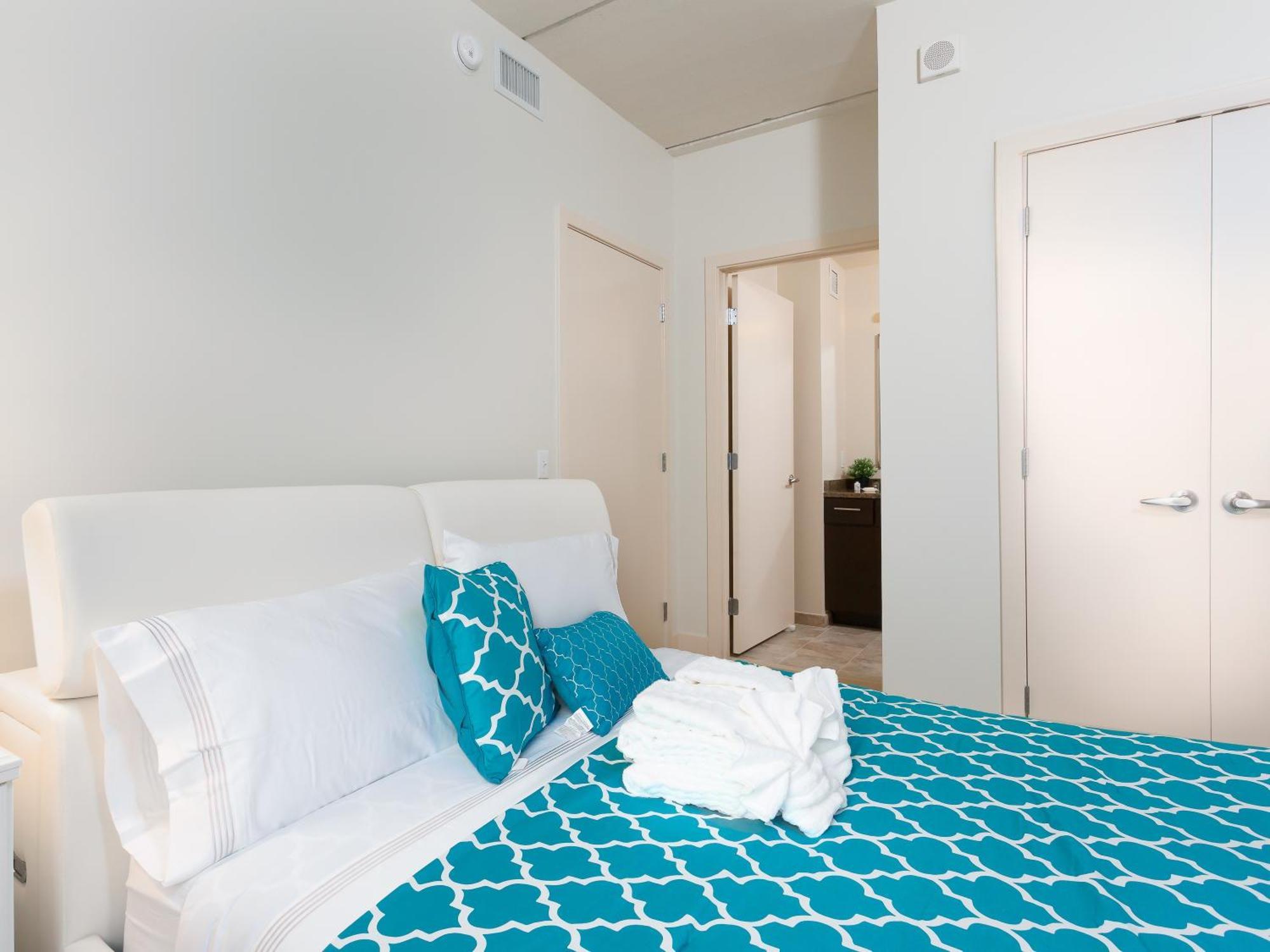 2br 1ba Near Rittenhouse Square Apts *